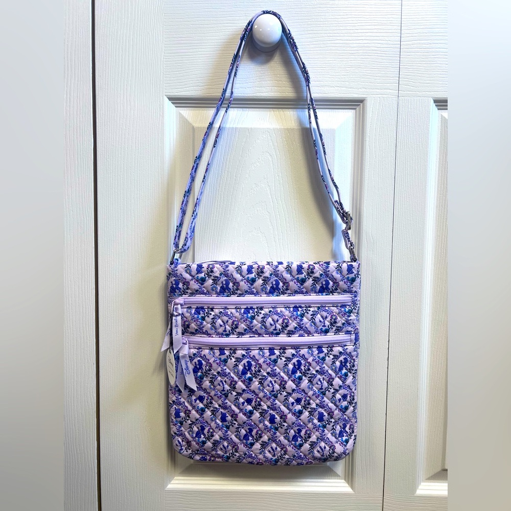 💜👑 NWT Vera Bradley Triple Zip Hipster in Belle Floral Cameo